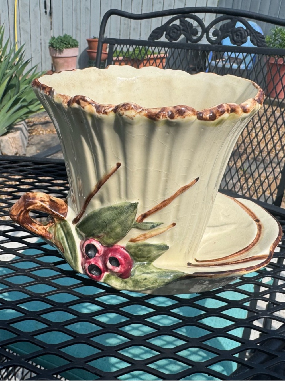 Vintage McCoy Pottery Lotus Leaf Flower Pot,
